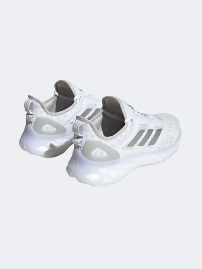 Hq6992-Web Boost Ftwwht/Silvmt/Zeromt